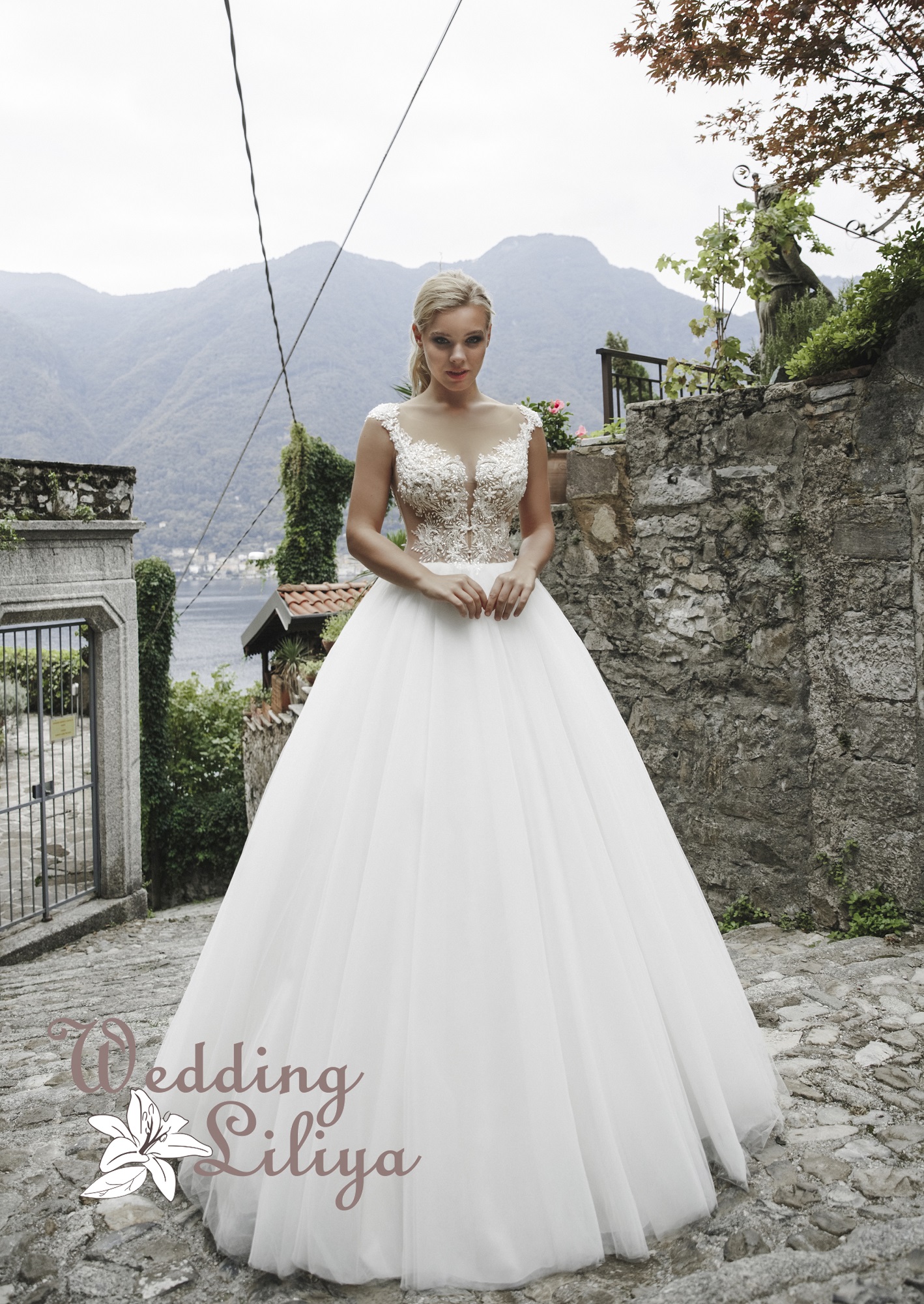 Свадебное платье №695