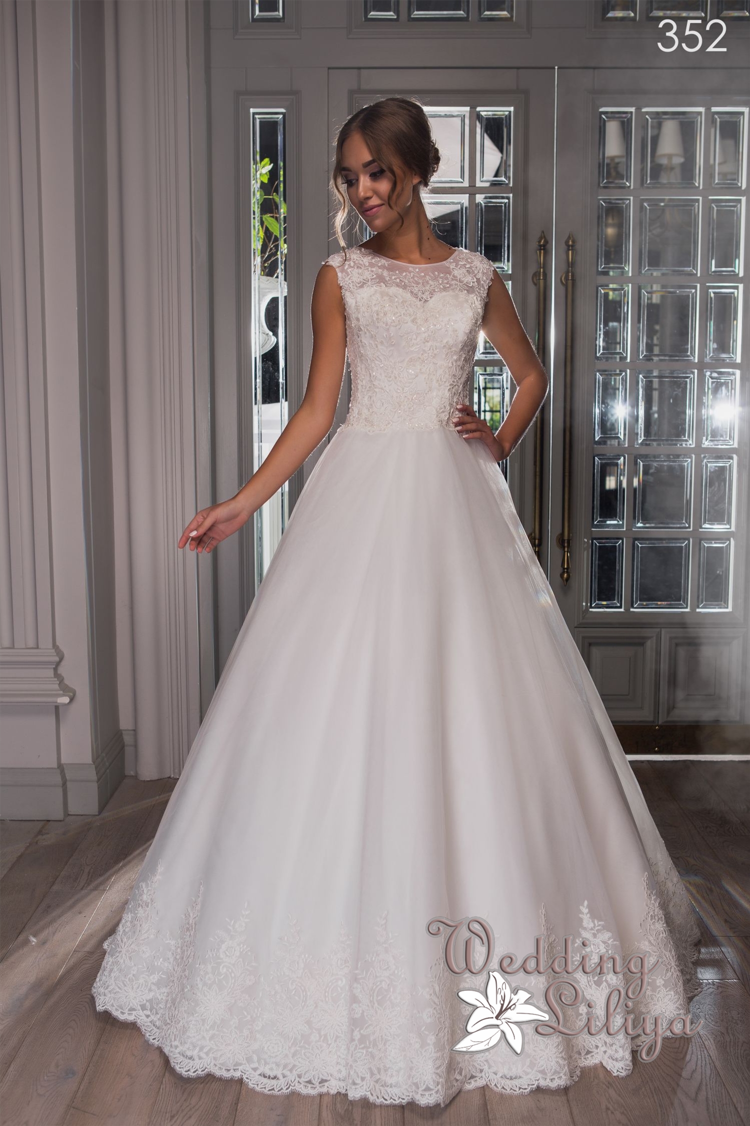 Свадебное платье №352