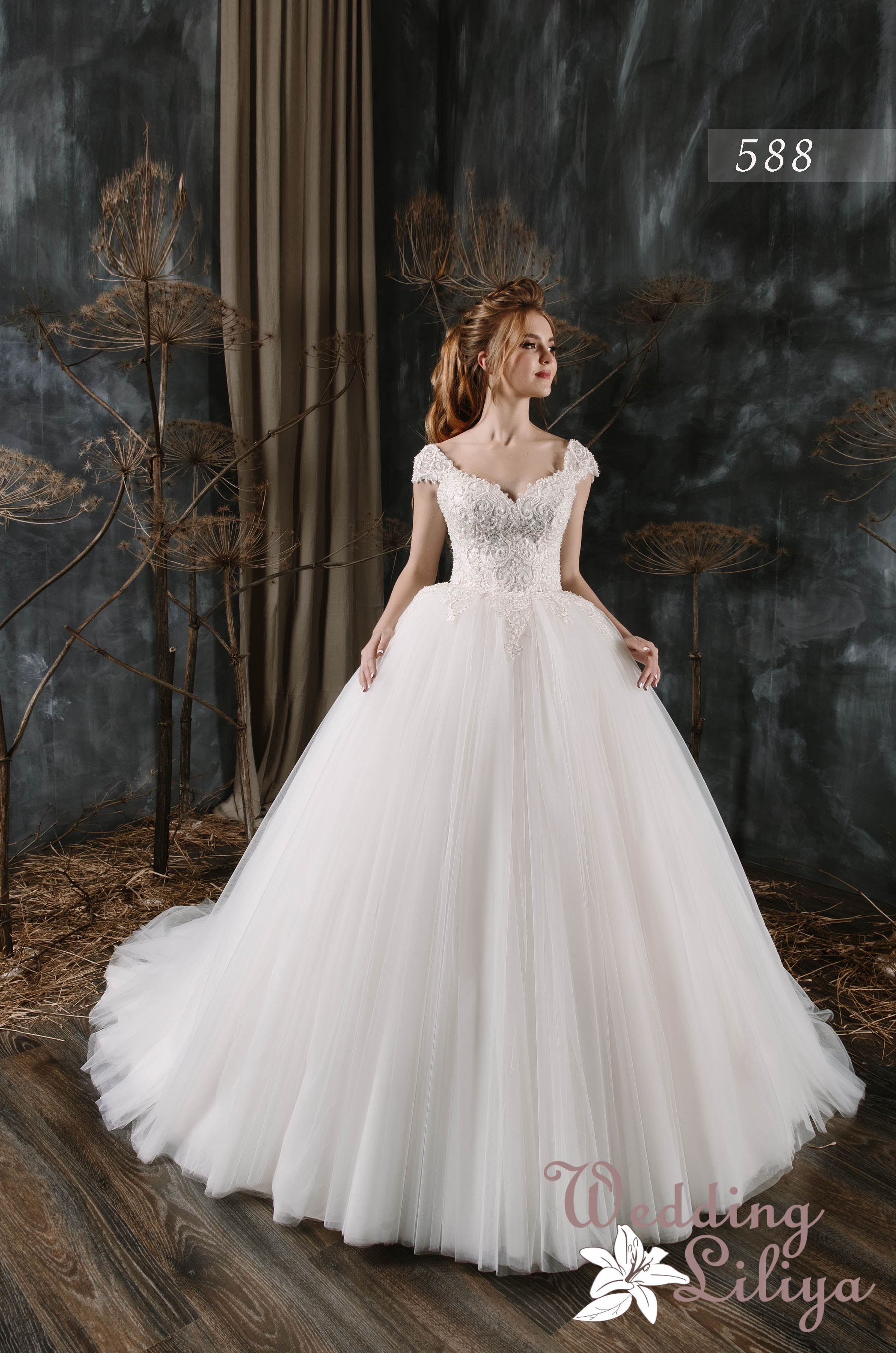 Свадебное платье №588